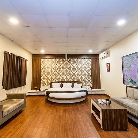 Narmada Hills Resort Omkareshwar Exteriér fotografie