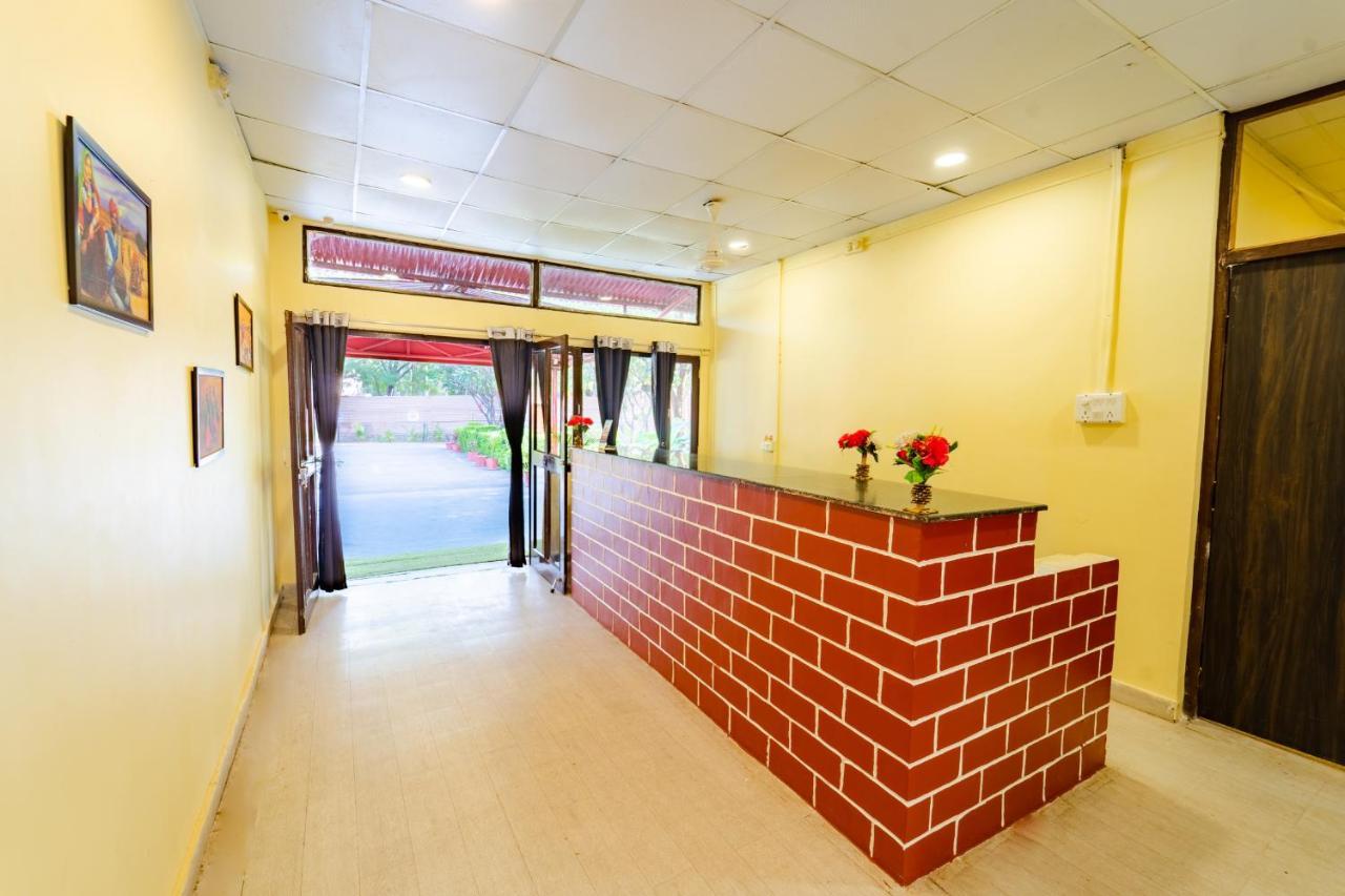 Narmada Hills Resort Godarpura Exteriér fotografie