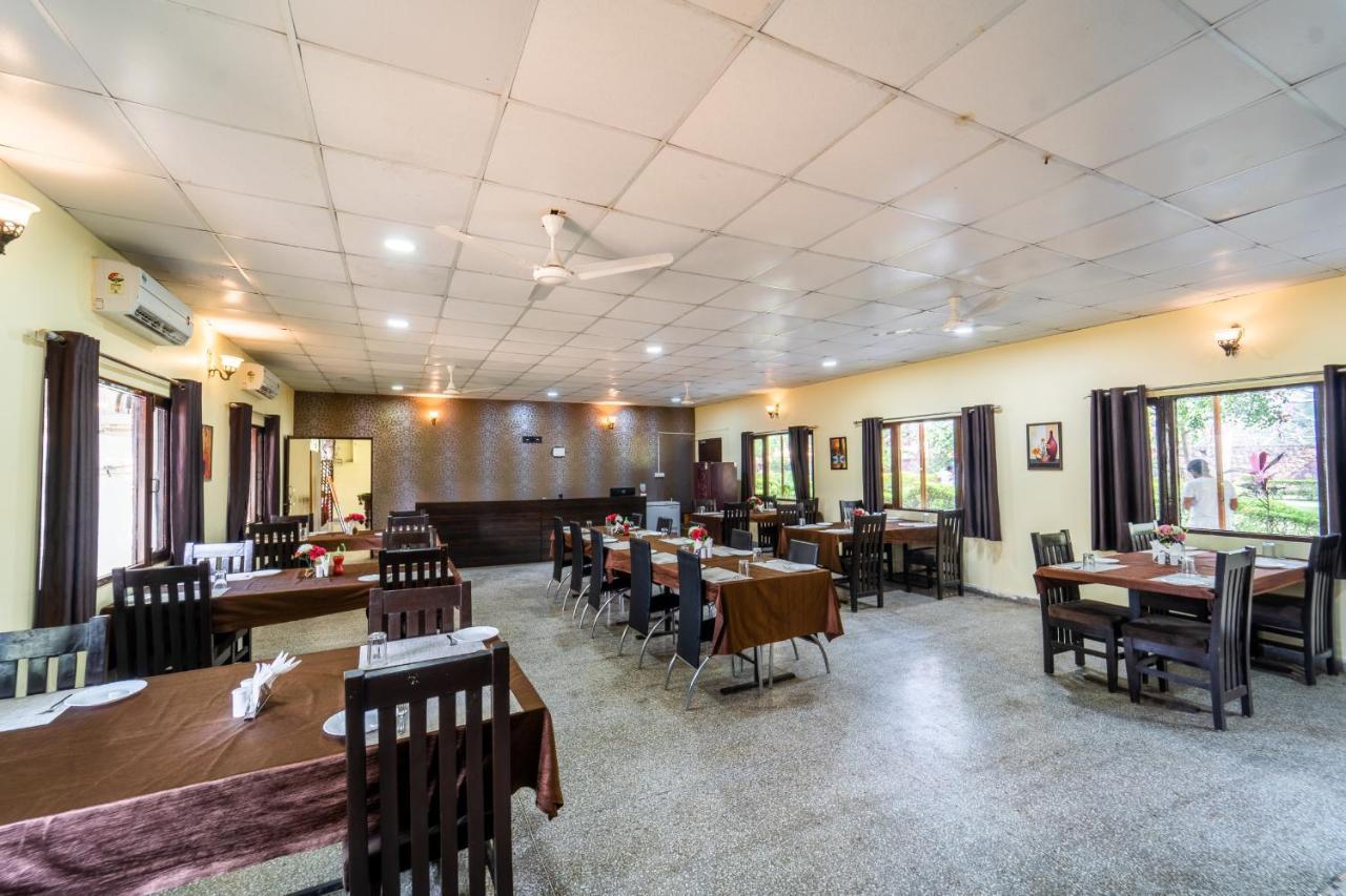 Narmada Hills Resort Omkareshwar Exteriér fotografie