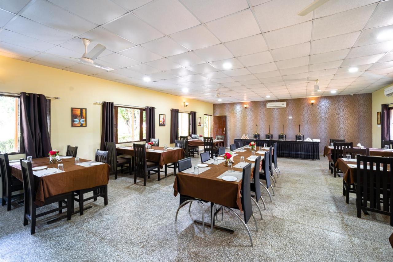 Narmada Hills Resort Godarpura Exteriér fotografie
