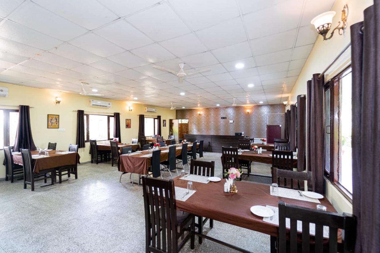 Narmada Hills Resort Omkareshwar Exteriér fotografie